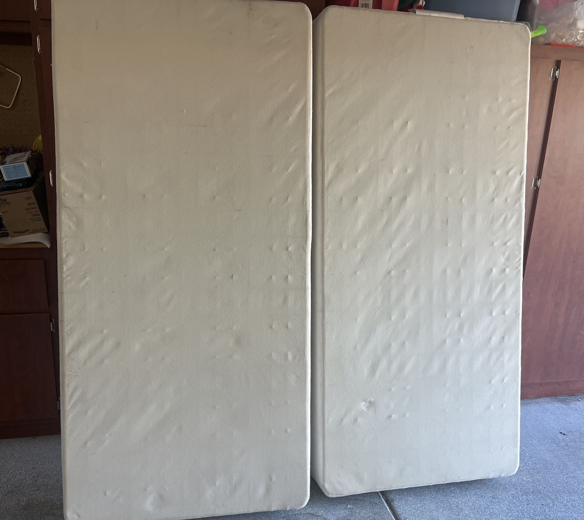 Free- 2 Twin Bed Box Spring North Phoenix