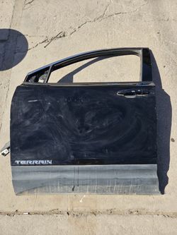 Gmc terrain left door Oem