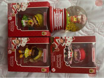 Strawberry shortcake collectibles