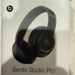Beats Studio Pro