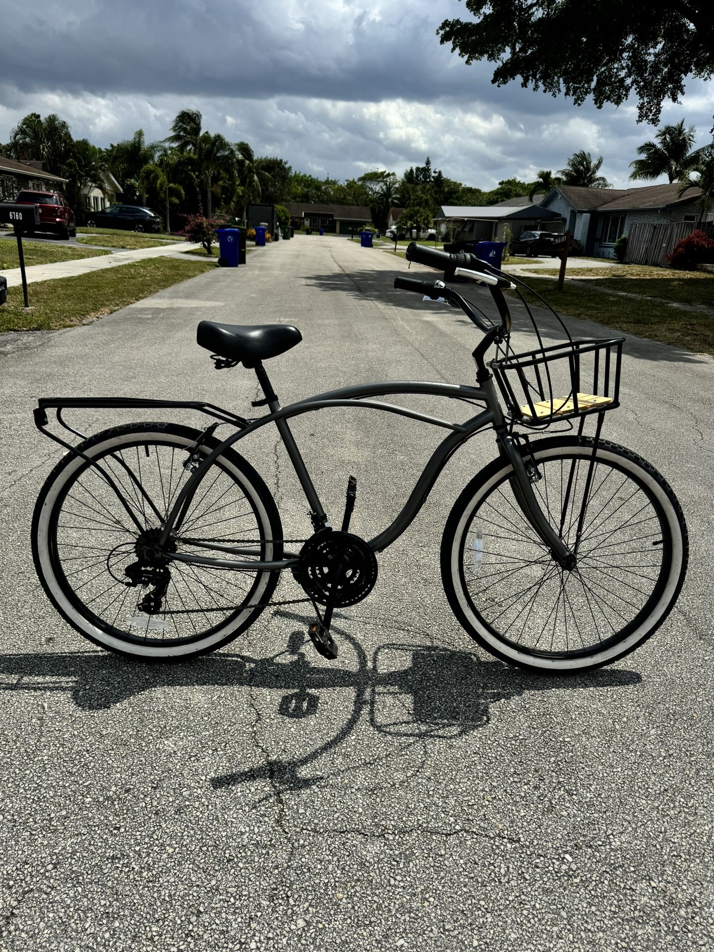 Sixthreezero Men’s Beach Cruiser With Gears Bicycle 26 