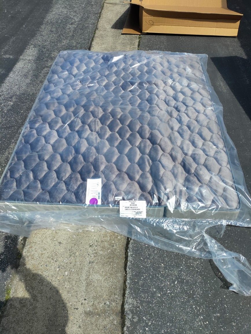 RV Lippert mattress (Brand New)