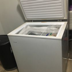 Chest Freezer 5.0 cu Ft