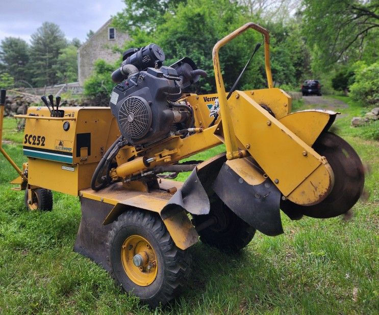 Vermeer SC252 Stump Grinder