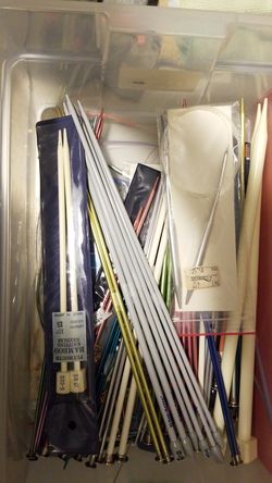 48 pairs of Knitting Needles