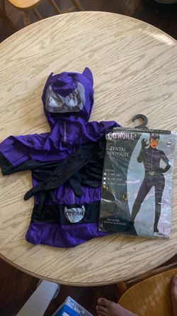 Women's DC Comics Purple Catwoman Zentai Bodysuit Costume – Size Small