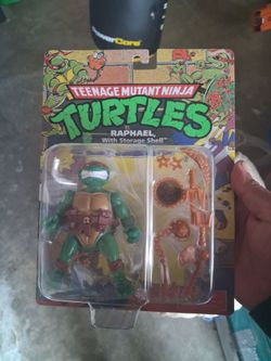 TMNT Raphael With Storage Shell Action Figure
