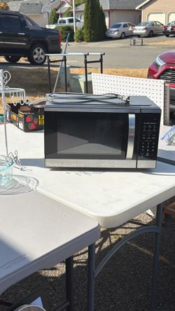Plenty of good clothing, glassware, TV