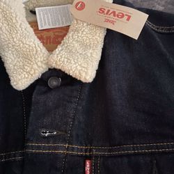 Brand New Real Levi’s Sharpei jacket 