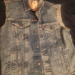 Levi's Vest Jackets 