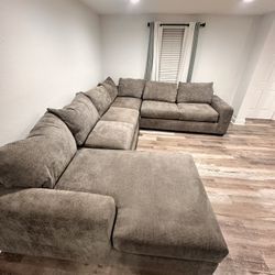 Rooms To Go Living Room Set 6 Months Of Use