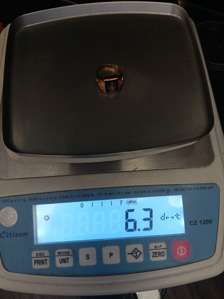 Vintage 10K Gold Masonic Freemason Ring, Men's Size 10