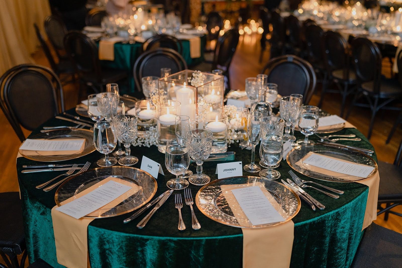 Wedding Decor: Hunter Green Velvet Tablecloth & Table Runner