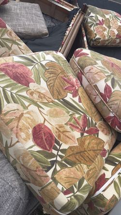 Patio furniture with great fabric.