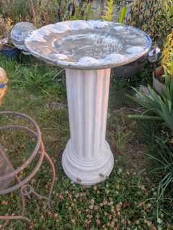 Cement bowl and resin fiber column base