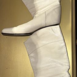 White Leather Vintage Boots 