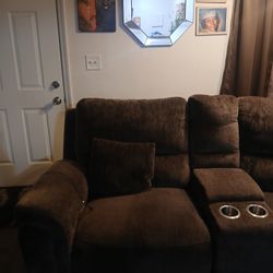 2-year-old 5 Set Sectional With Three Reclining Seats