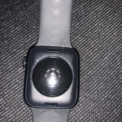 apple watch se aluminum 