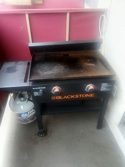 36" Blackstone Griddle with propane tank