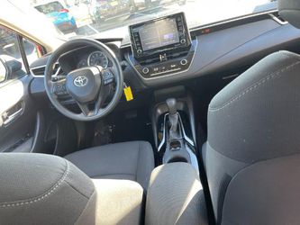 2021 Toyota Corolla Thumbnail