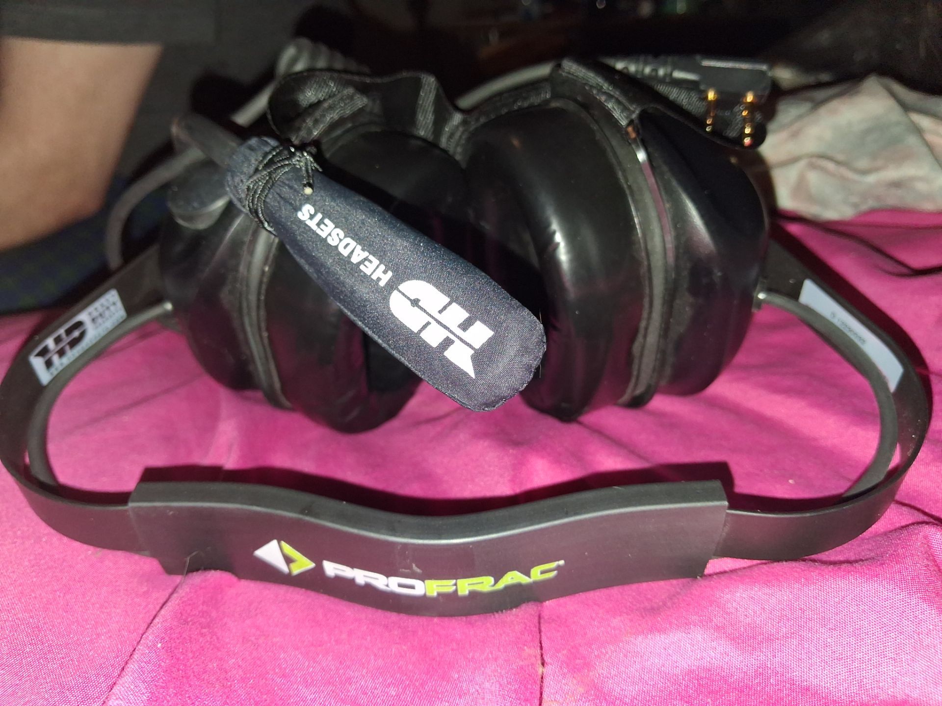ProFrac HD Headset with Boom Microphone for Sale in San Antonio, TX ...