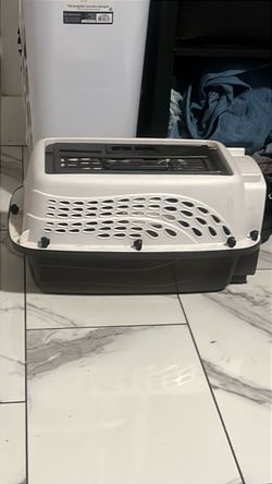 Pet carrier