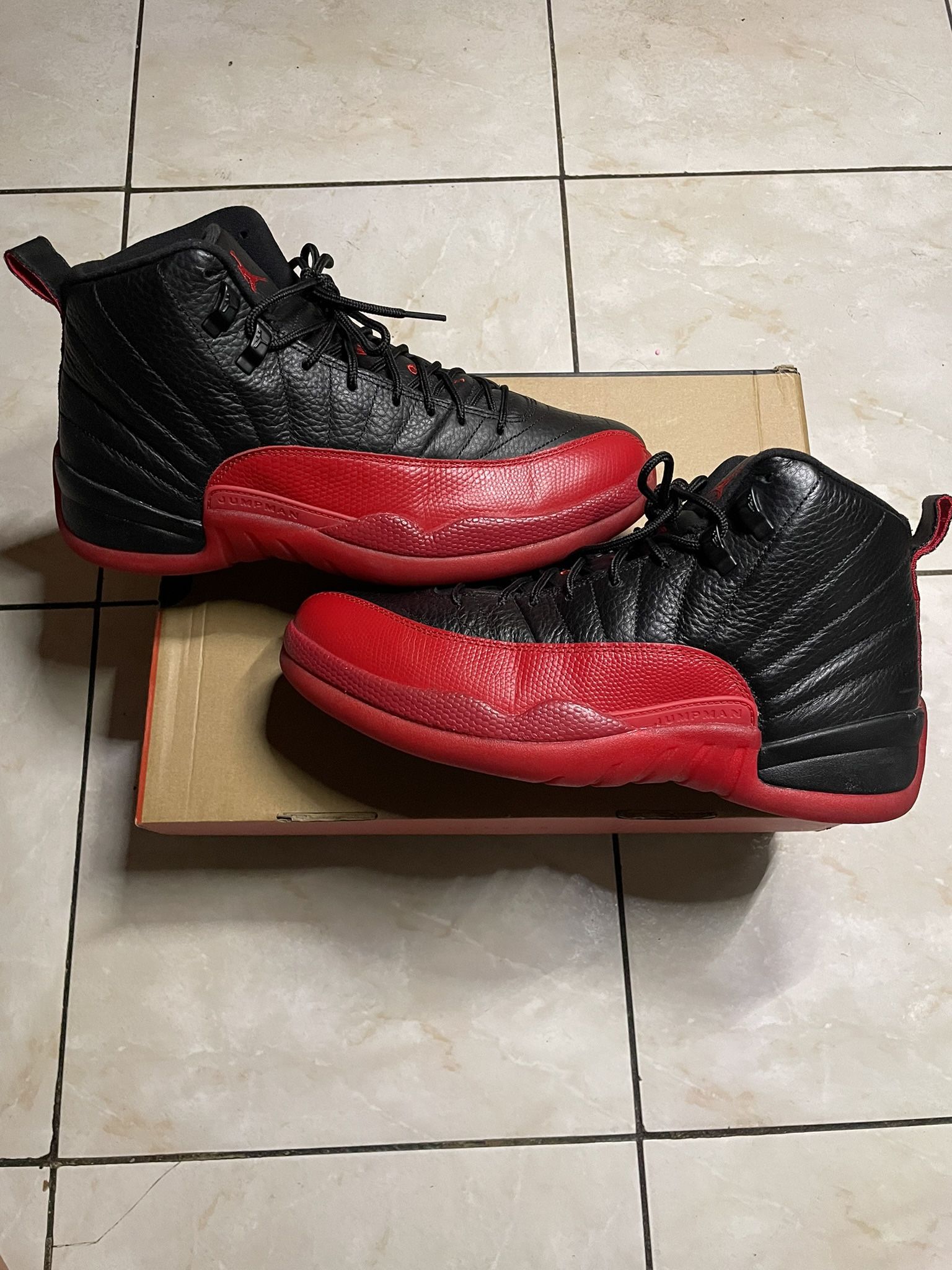 Air Jordan 12 Flu Game 2016 Size 9.5 