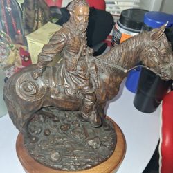 Civil War Statue Of Gen. Robert E. Lee 