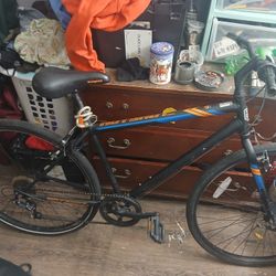 Mongoose Hotshot Mountain Bike 26 In