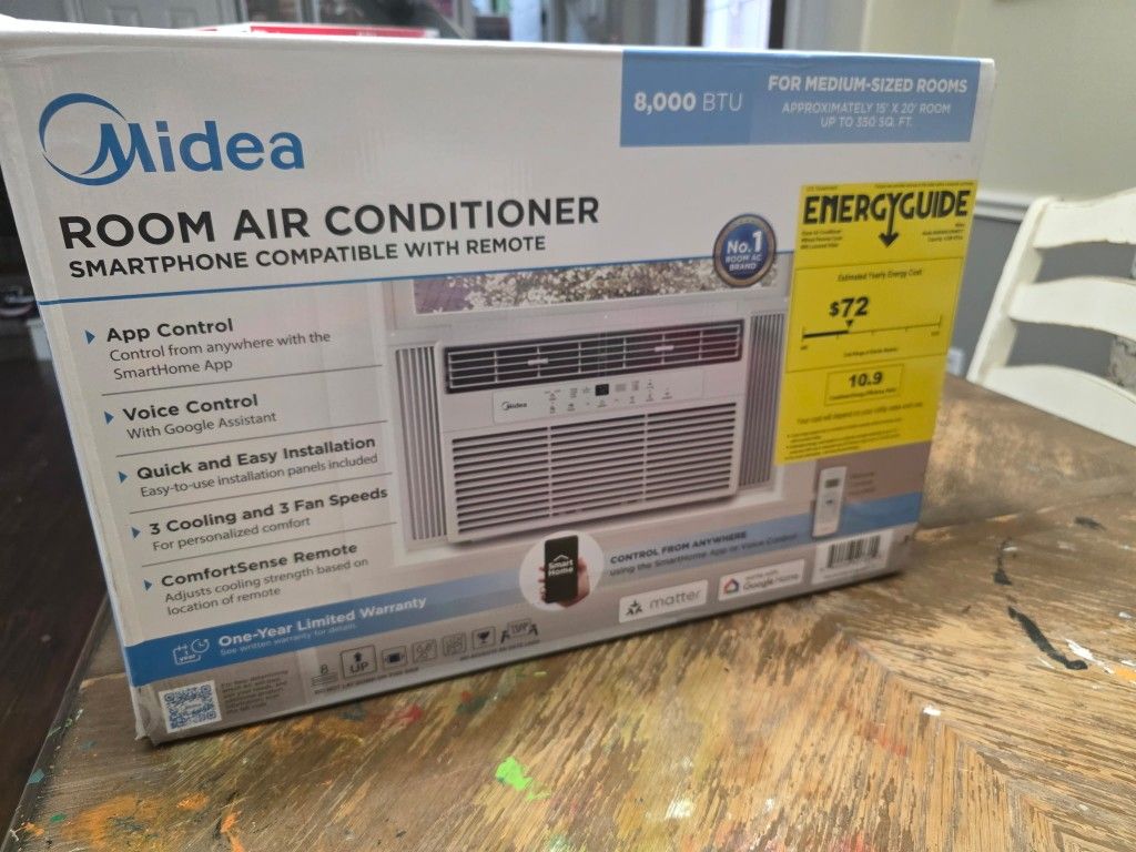 Midea 8K BTU Air Conditioner 