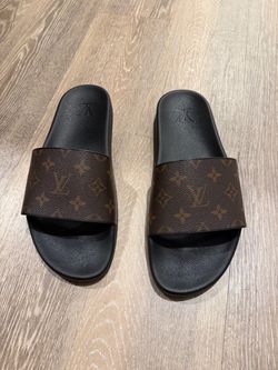 Louis Vuitton Slides Sz 9.5 - 10
