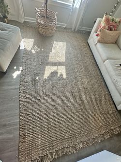 Yute Rug