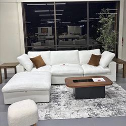 Luxury Ivory Cloud Sectional Sofa – Oversized Modular Comfort Couch