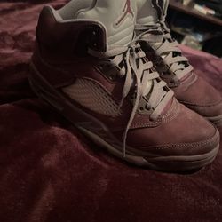 Jordan 5 Burgundy 