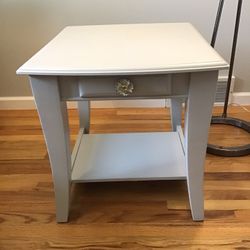 END TABLE or SIDE TABLE 