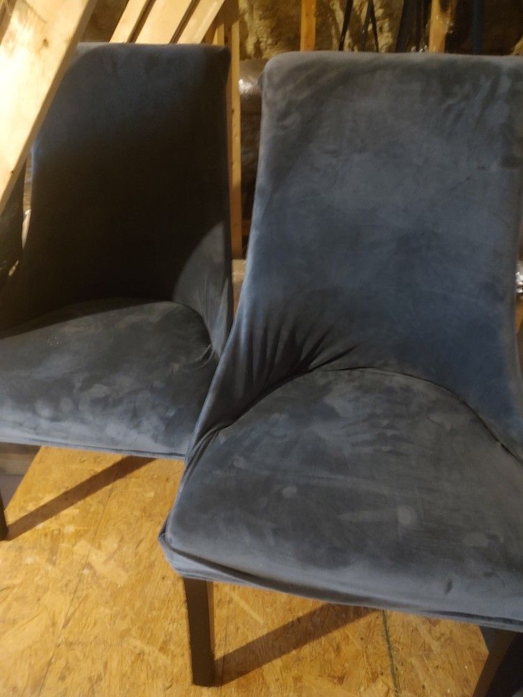 Accent Chairs