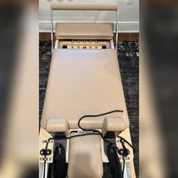 Reformer Includes Box and Jump Board - Like New - Jersey City, NJ