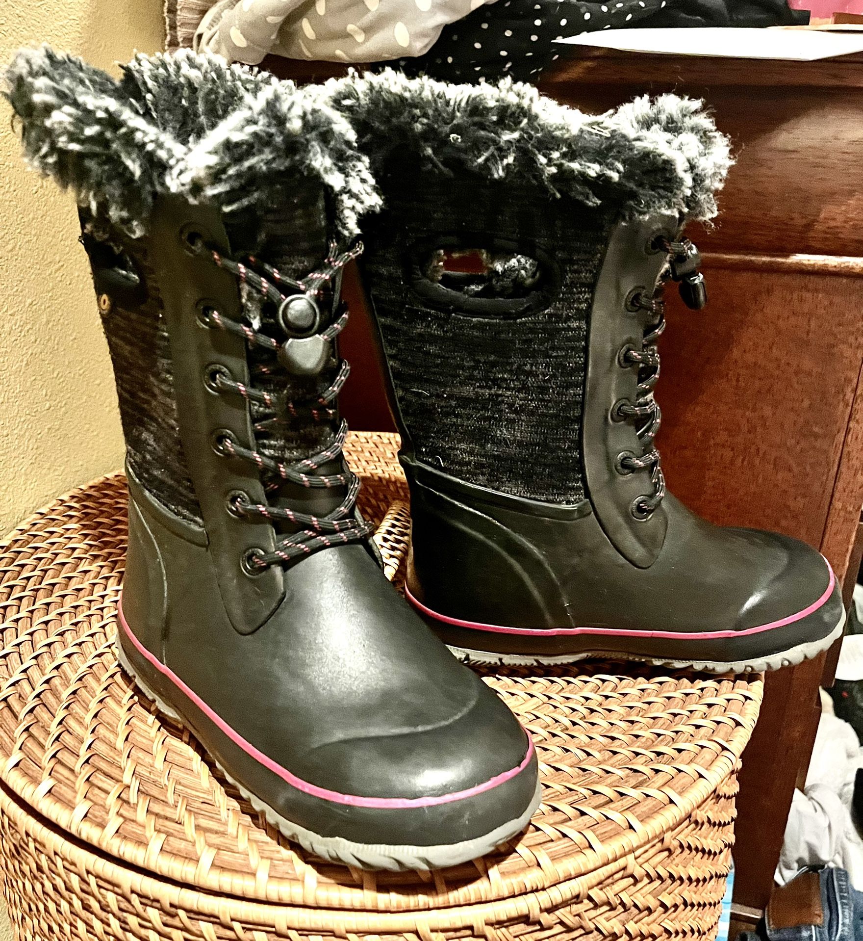 Kids Arcata Knit Black Multi Winter Boots - Size 13 Kids