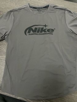 Nike Running Engineering Dri-FIT T-Shirt