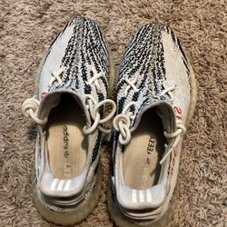 Yeezy 350 Zebra