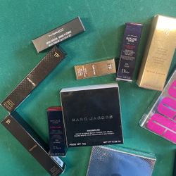 Tons Of Name Brand Makeup 