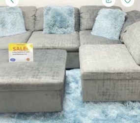 Gray Fabric Sectional/ Modular