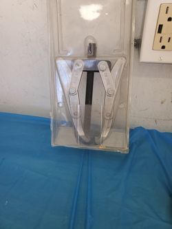 Gear Wrench 2 Ton 2 Jaw