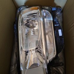 2019 to 2024 Ram 2500 Headlight