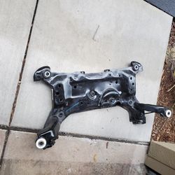 2018 FORD C-MAX Front Sub Frame OEM BV61 5019 ENE