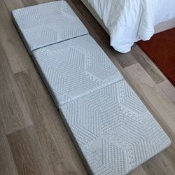 Foam Trifold Mattress