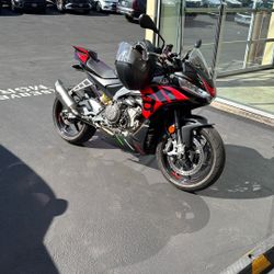 2023 Aprilia Tuono 660 