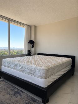 King mattress of box springs