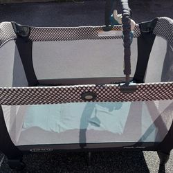 Graco Pack ’n Play – Good Condition (Teal & Grey)