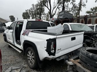 Parts for TOYOTA TUNDRA 4WD CREW CAB 5.7L LIMITED 2016 - Stock #14348